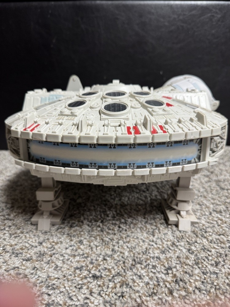 Hasbro Star Wars Millenium Falcon Spaceship LFL 2001 Toy Playskool Untested