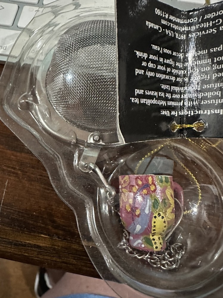 Banff Tea Steeper Mesh Infuser with teacup charm New