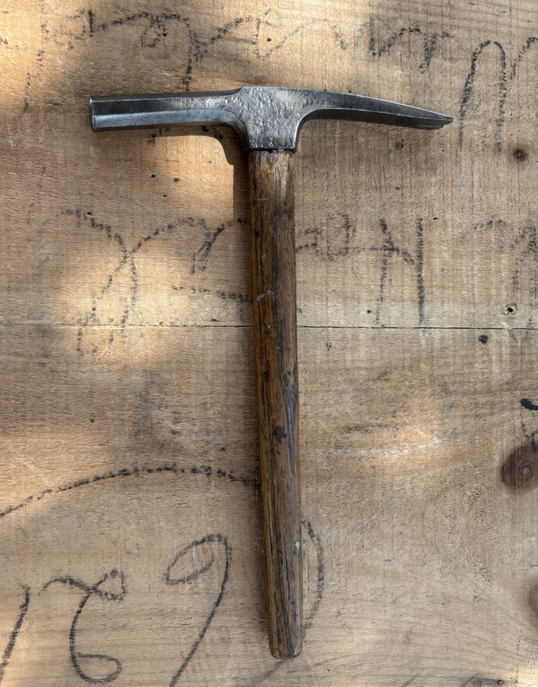 L.A. SAYRE & CO Lightweight Tack Hammer Octagonal Face
