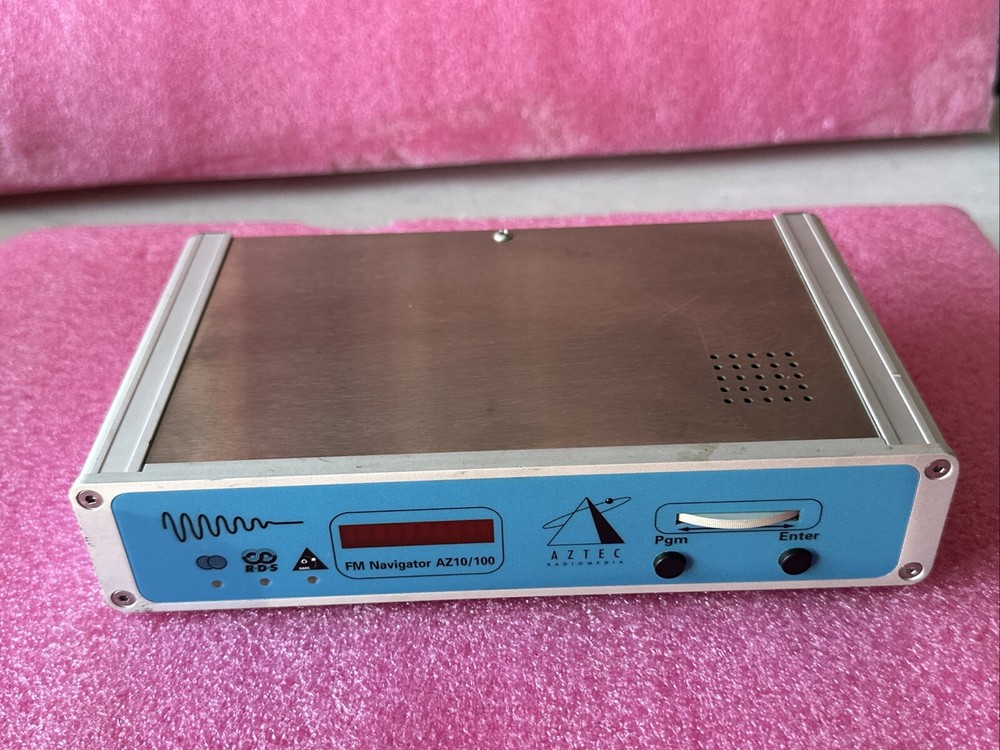 Aztec FM Navigator AZ 10/100