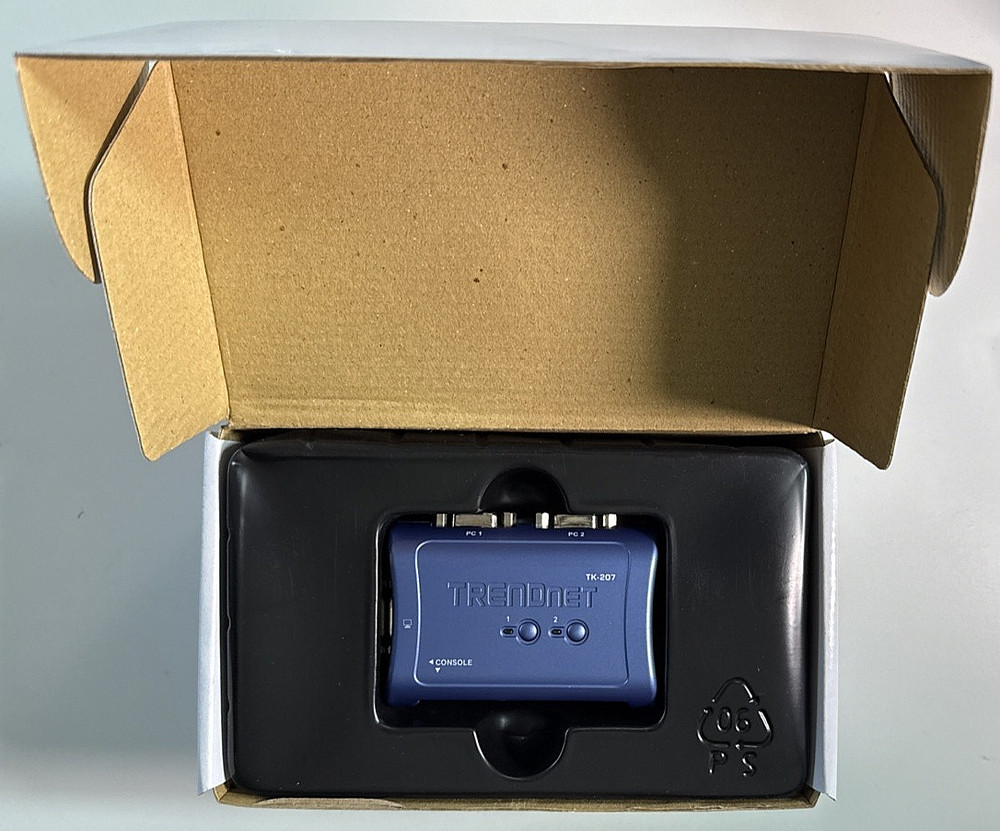 TRENDNET KVM-207k: 2-Port USB KVM Switch Kit