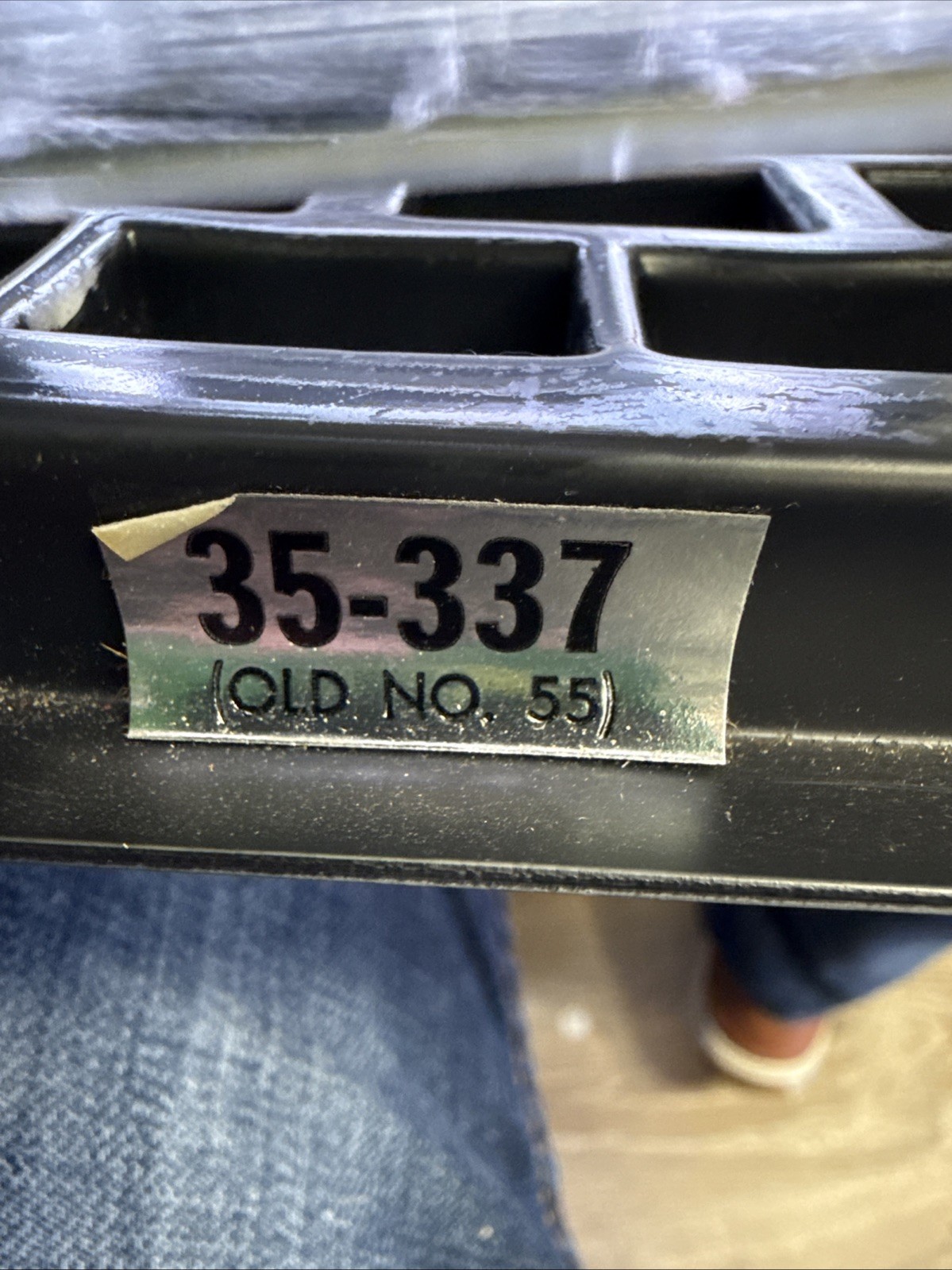 New Hermes 35-337 ( Old No. 55 ) Connecting Script Brass Engraving 3/4" Font Set