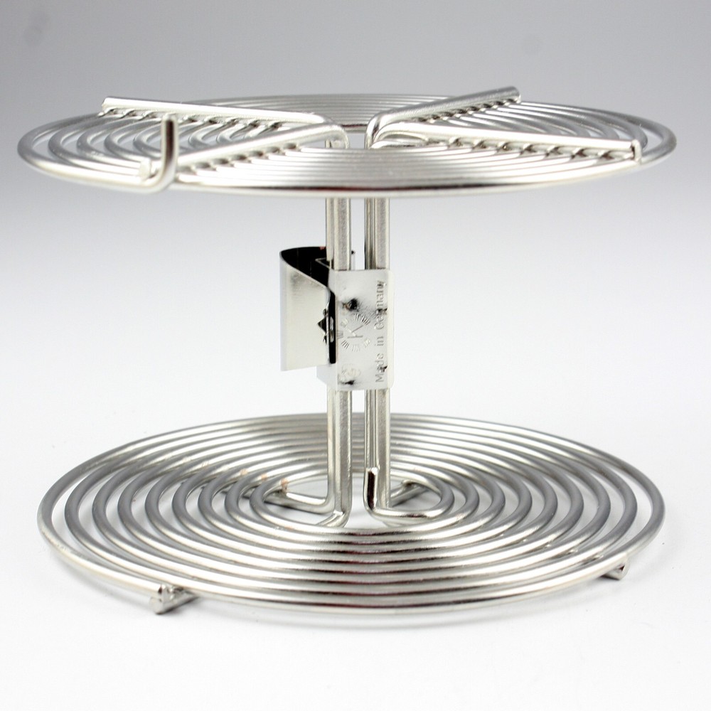 One Kindermann 220 Roll Film Processing Spiral Reel