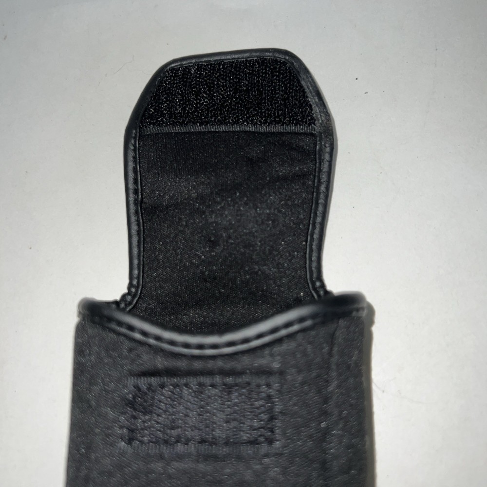 Nikon MS-D10 AA Battery Holder & Case