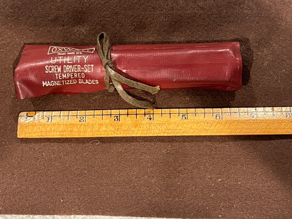Vtg Oxwall Utility Screw Driver Set-Has Handle & 5 Tempered & Magnetized Blades