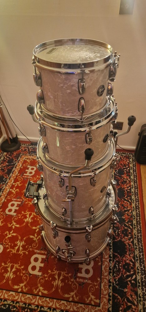 Gretsch Renown Drum Kit 18" kick drum