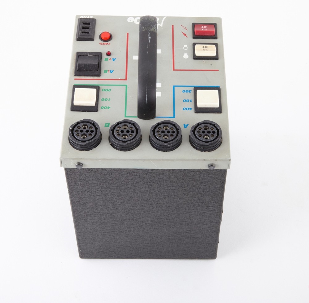 Dynalite M800e Power Pack TESTED!! WORKS**!!