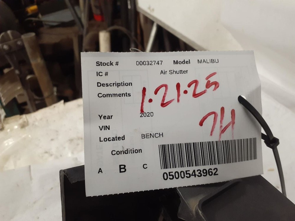 MALIBU 2020 Air Shutter 2036554