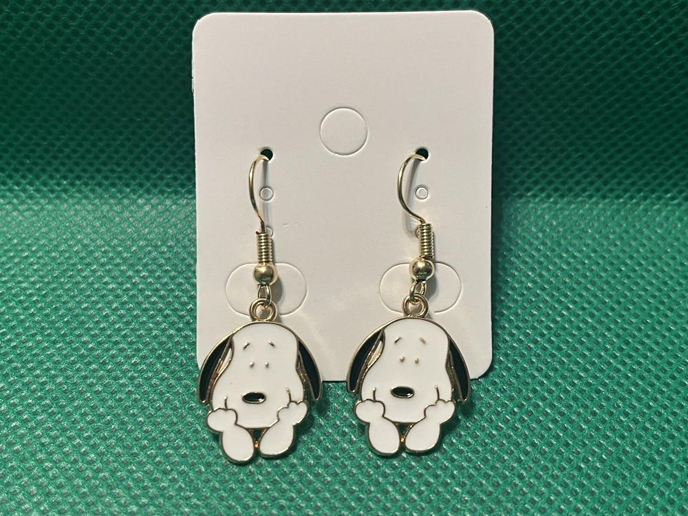 Snoopy Gold Loop Enamel Drop Dangle Adorable Earring Set