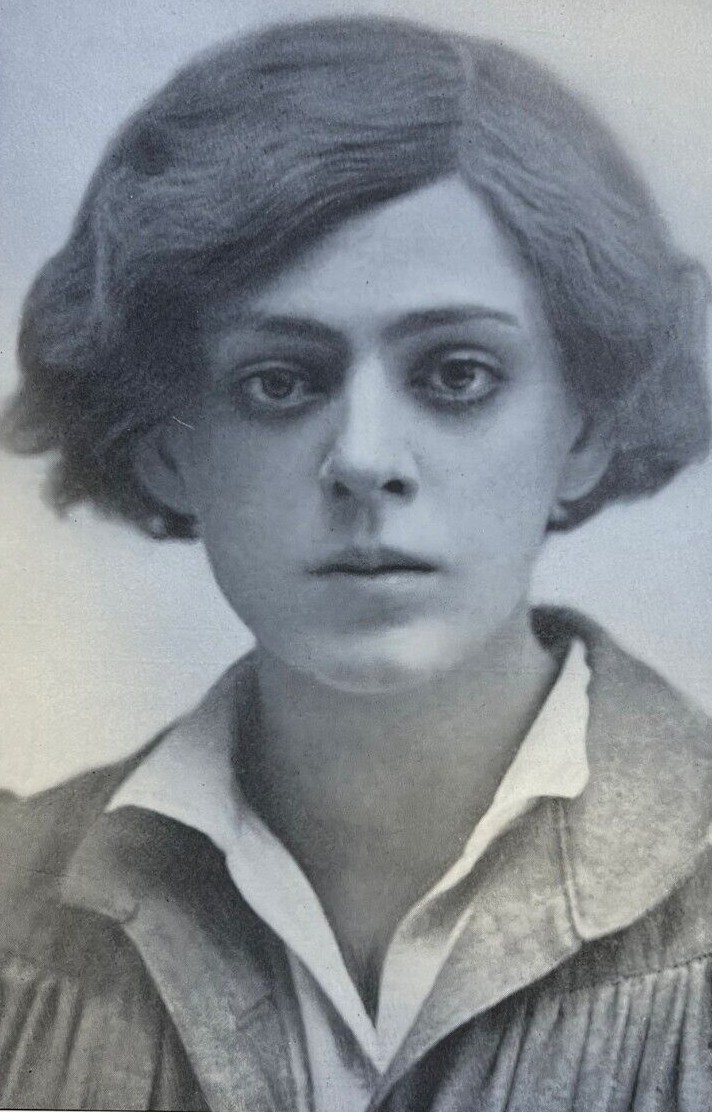 1911 Actress Ethel Barrymore illustrated