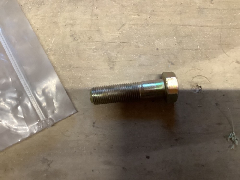 Briggs & Stratton OEM 5025018x16 Bolt,
