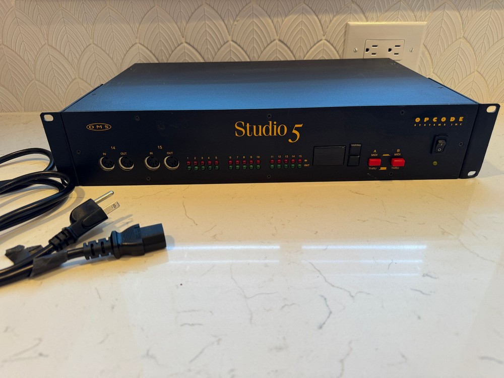 Opcode Systems Studio 5 Midi Converter