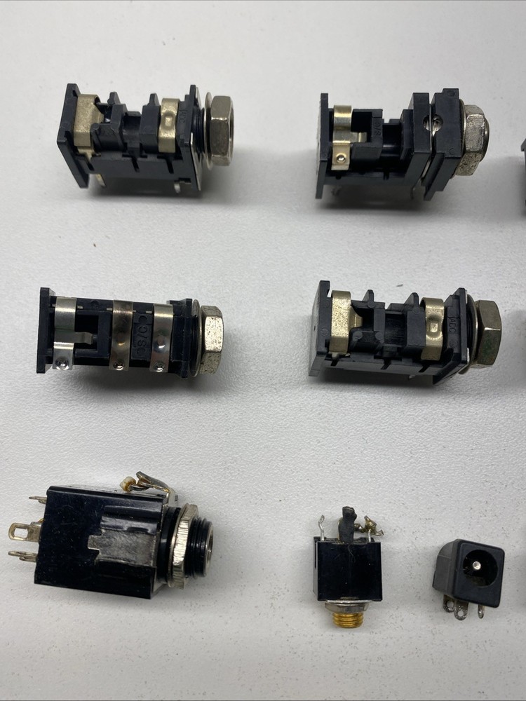 Fender Input Jack Mono(8PC)+(21) others..B19-1