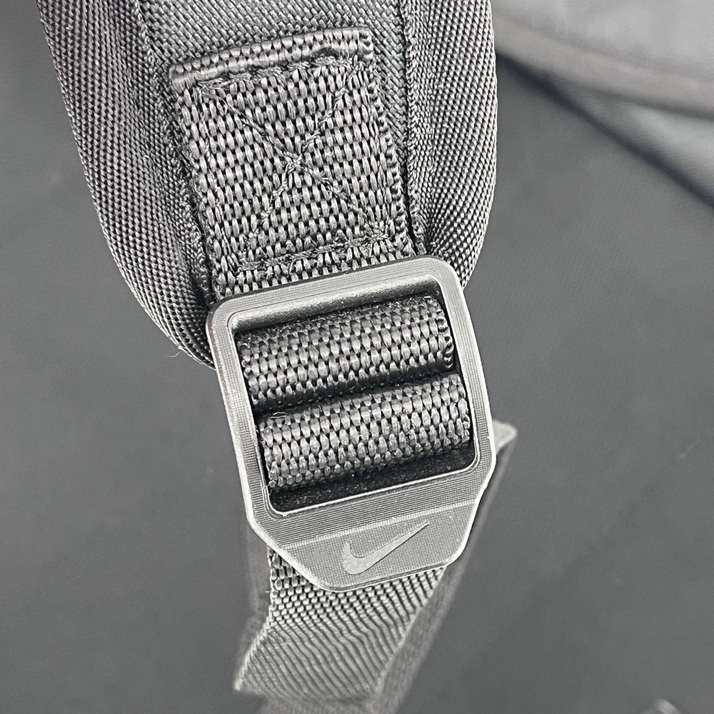 Nike 72 Backpack Black With Zip Closure