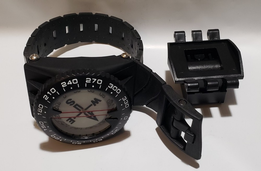 Scuba Dive Underwater Hose & Wrist Mount Compass Gauge Navigation