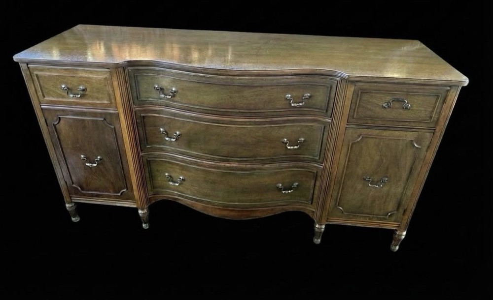 Serpentine Buffet – Excellent Storage – Vintage Quality - Solid Wood