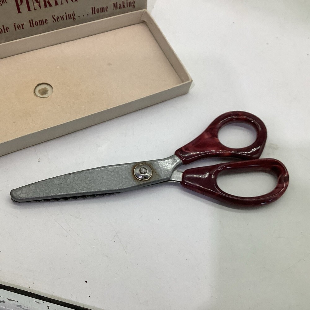 Antelope Sewing Pinking Shears Feather-Light Scissors Marbled Handle W Box USA