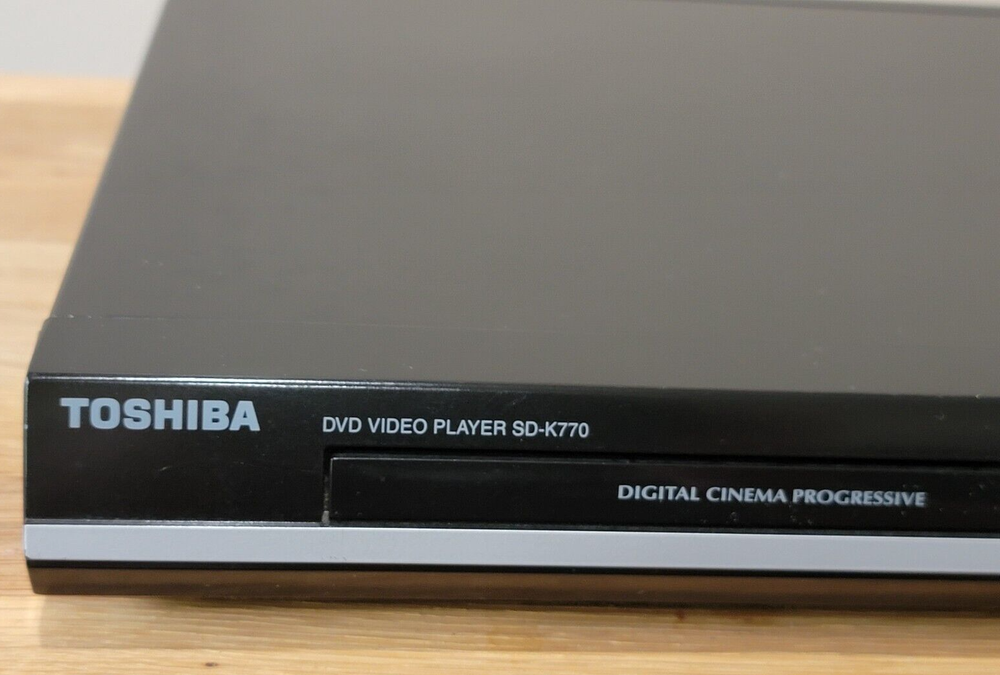 Toshiba SD-K770KU DVD Player Includes Remote