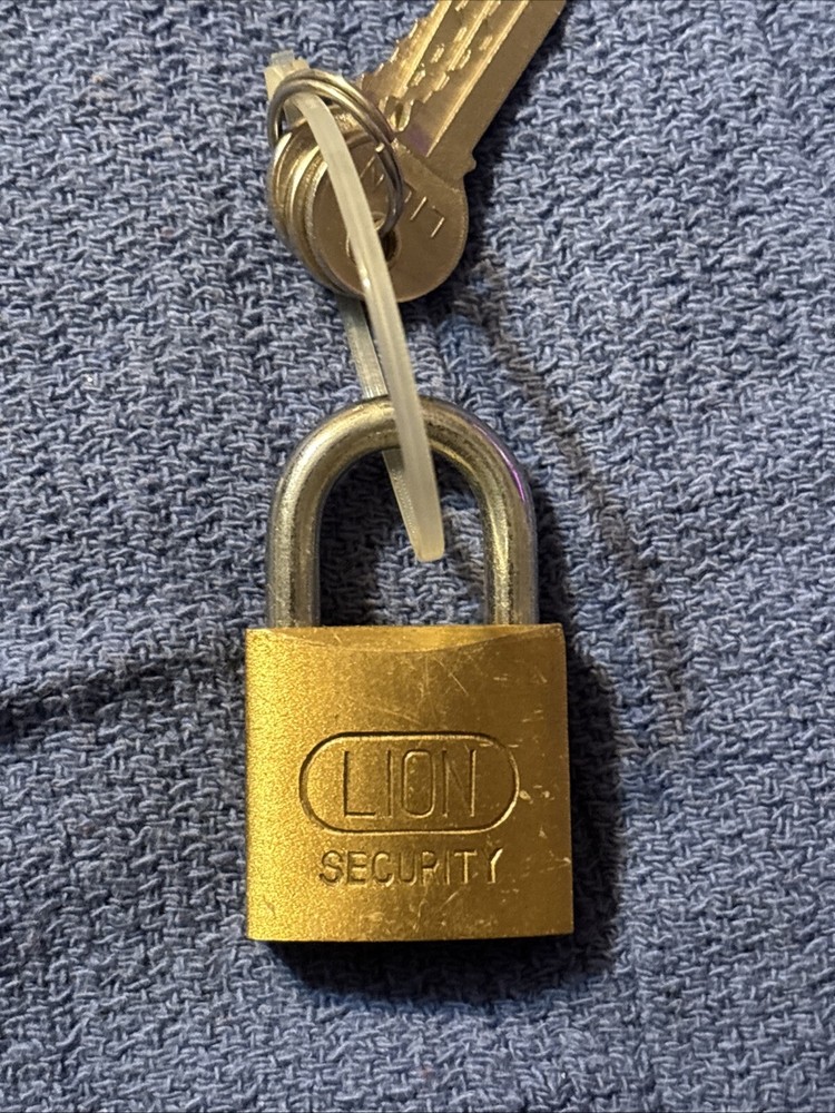LION SECURITY Brass PADLOCK Lock w/ 3-Keys Clean