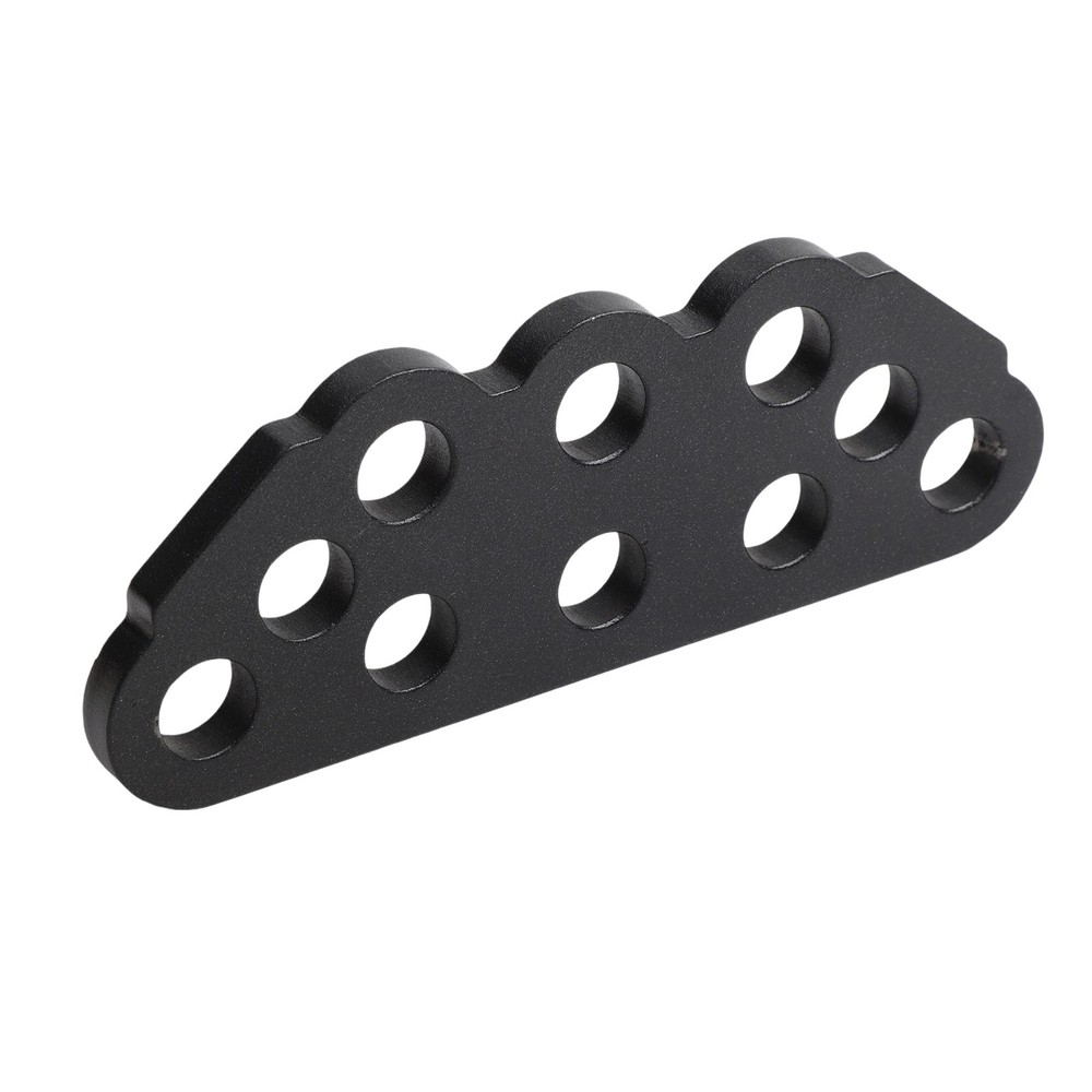 Diverse Grip Positions on Pull Down Bar for Maximum Workout Efficiency