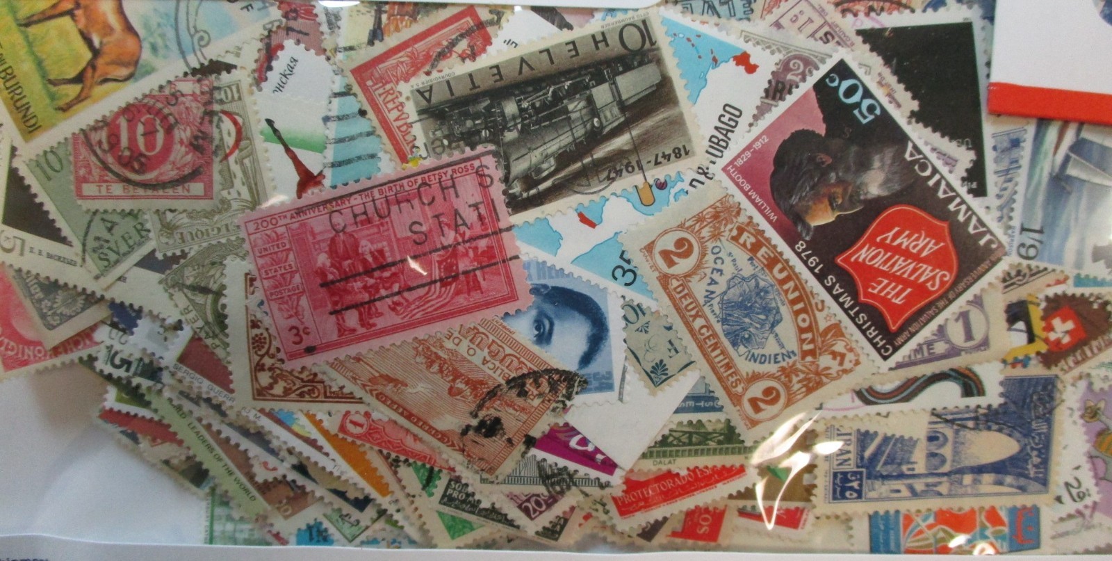 Quality Lot of 1000 Mint/Used Stamps ~ No soaking required!