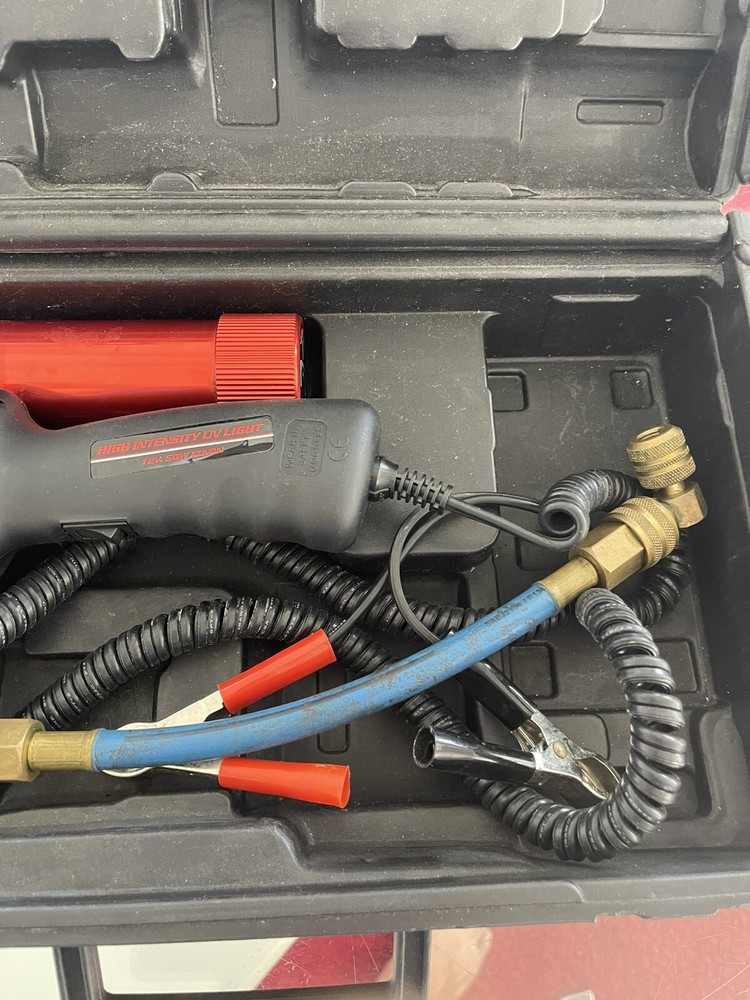 UV Leak Detector Kit Model number ACTUVDYE KIT SNAP ON