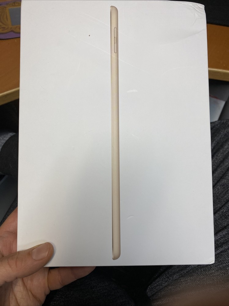 100% Auth Apple IPAD In Gold Empty Box WITH CABLE