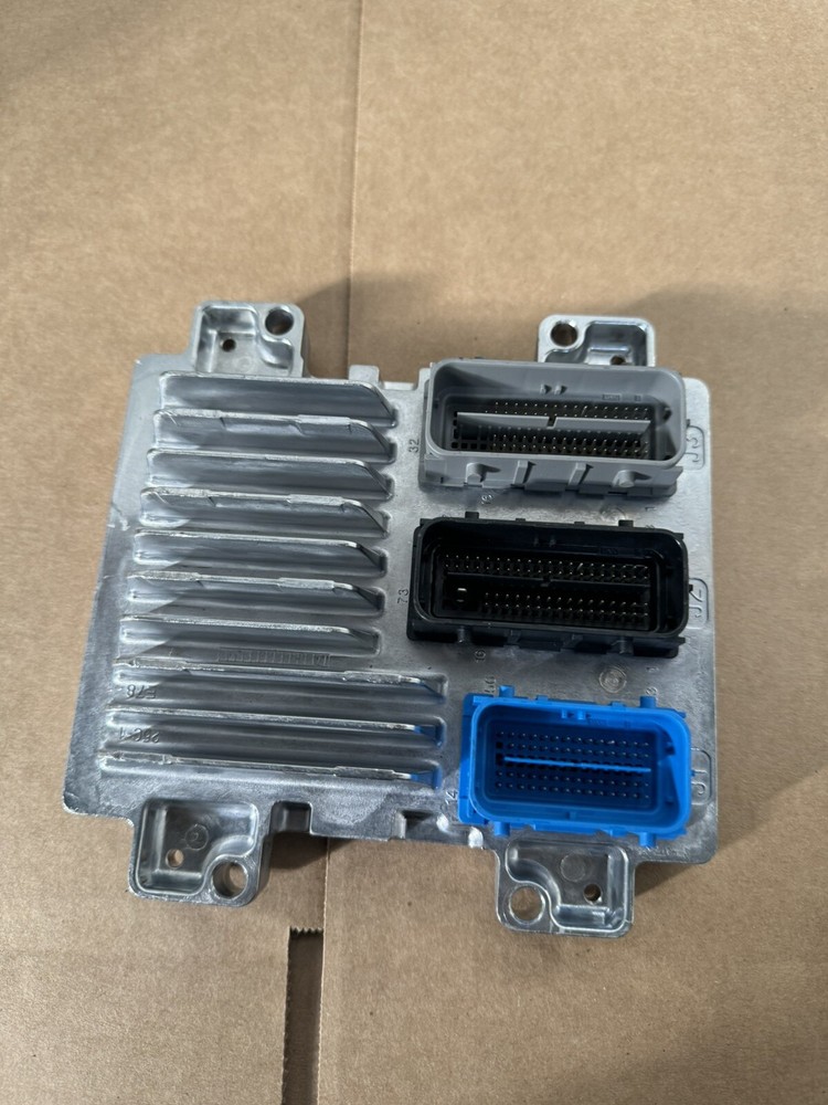 Chevy GMC Engine Computer ECM ECU OEM NEW 12670309