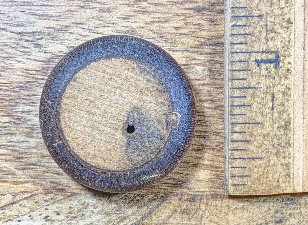 Old Wood Mantel Clock Foot (KD473)