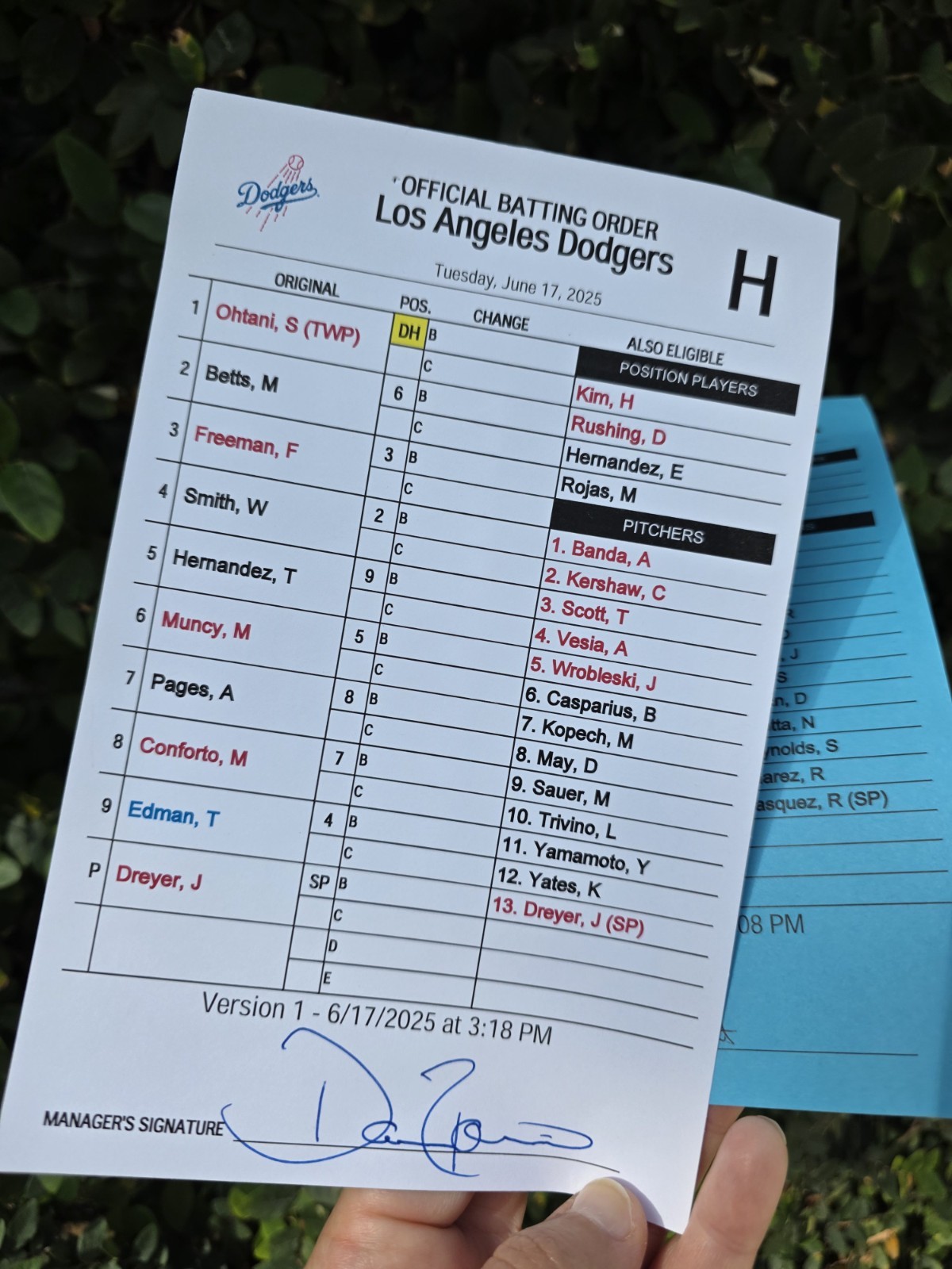 Game Used OFFICIAL BATTING ORDER LINEUP CARDS LA DODGERS & SAN DIEGO PADRES 2025