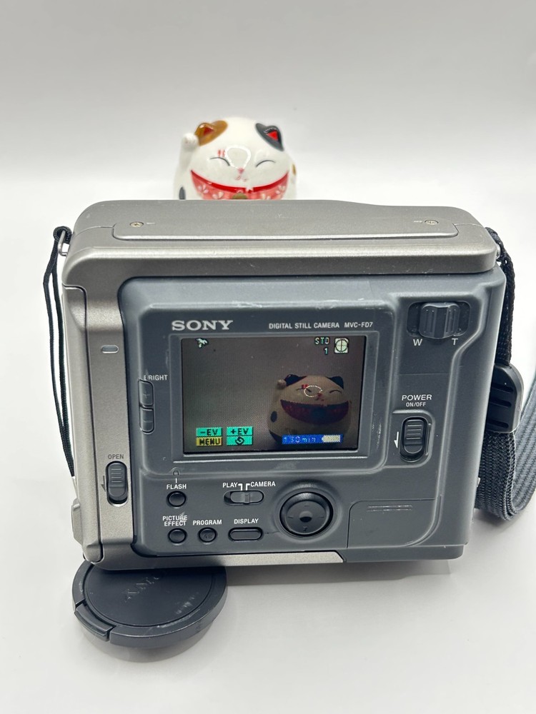 SONY MVC-FD7 Mavica Floppy Disk Camera Tested Working Battery