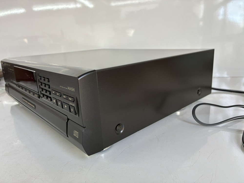Technics SL-PD5 CD Changer 5 Disc Rotary CD Changer With Original Box