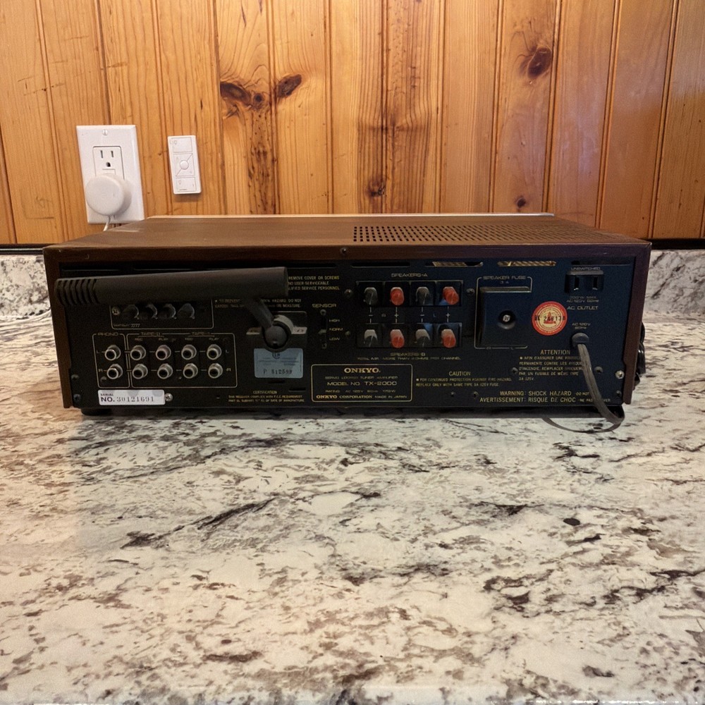 Onkyo Servo Locked Tuner Amplifier TX-2000