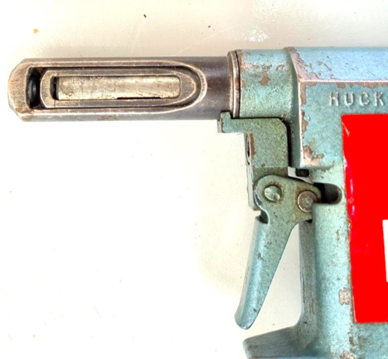 Huck 350 Pneumatic Rivet Gun