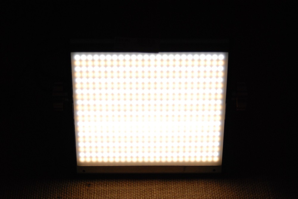 Neewer NL480 Bi Color LED Video Light Panel Kit Dimmable Studio Light