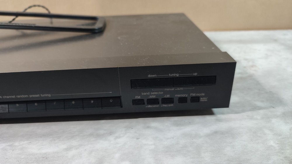 Technics Stereo Tuner ST-600L