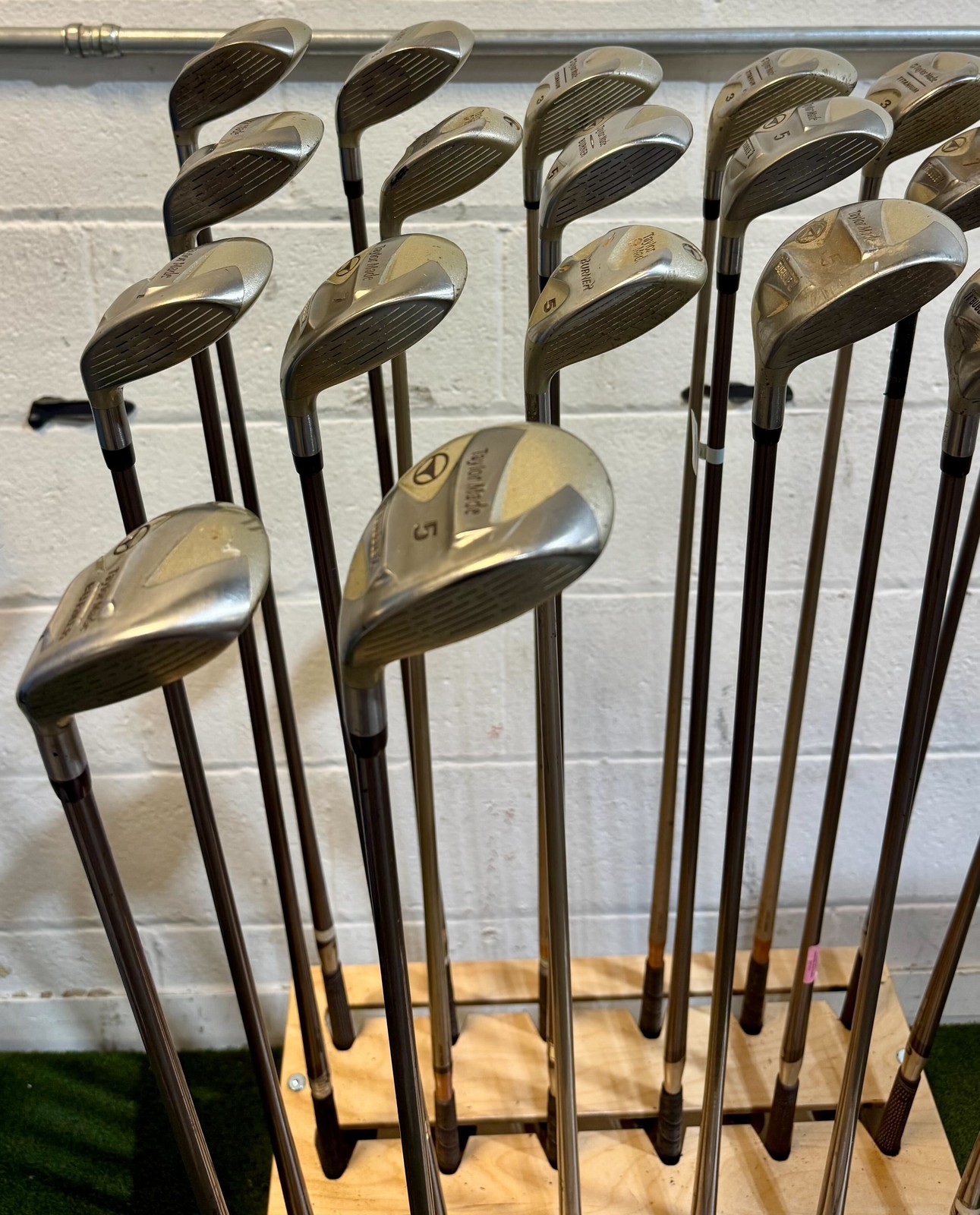 Wholesale Lot of 20 Golf Clubs - TaylorMade Fairway Woods