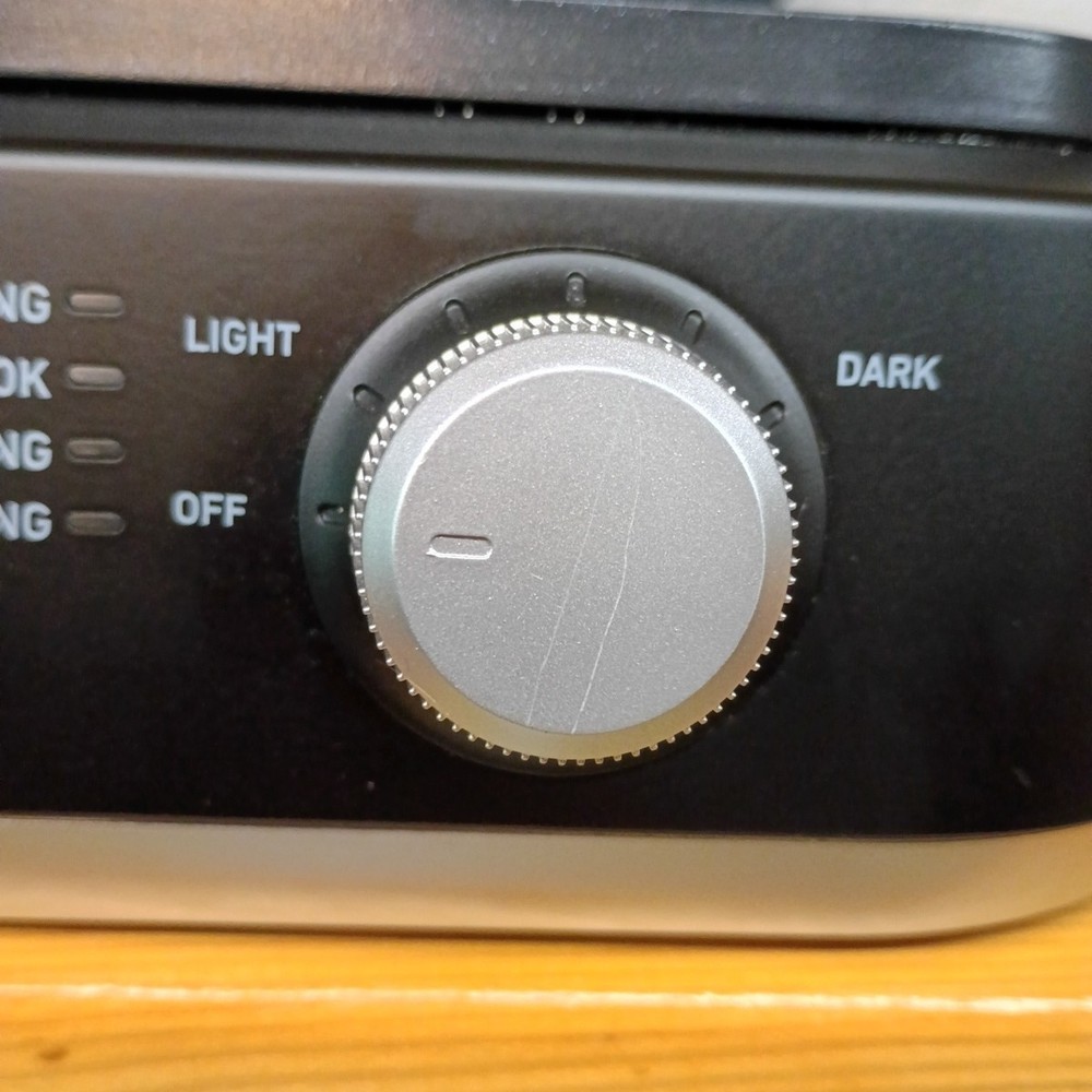 Calphalon Precision Control Waffle Maker CKCLWF3 Tested & Very Clean