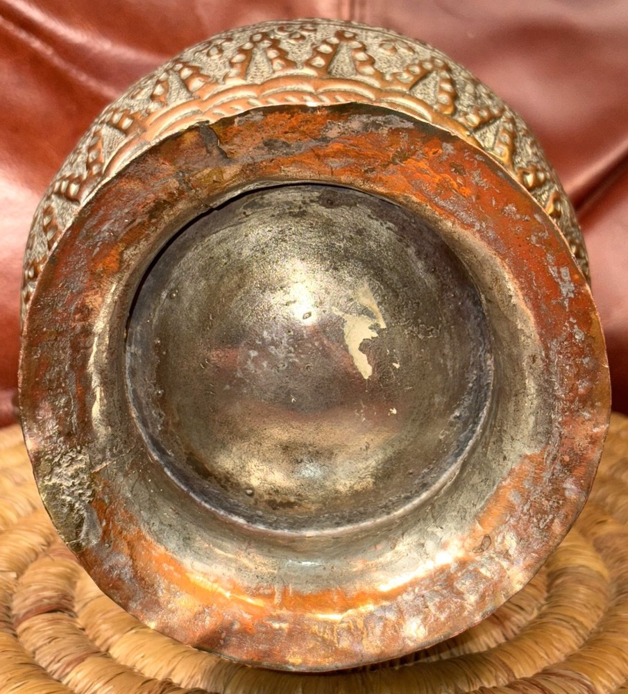ANTIQUE ENGRAVED MIDDLE EASTERN / PERSIAN LARGE COPPER / PITCHER / EWAR