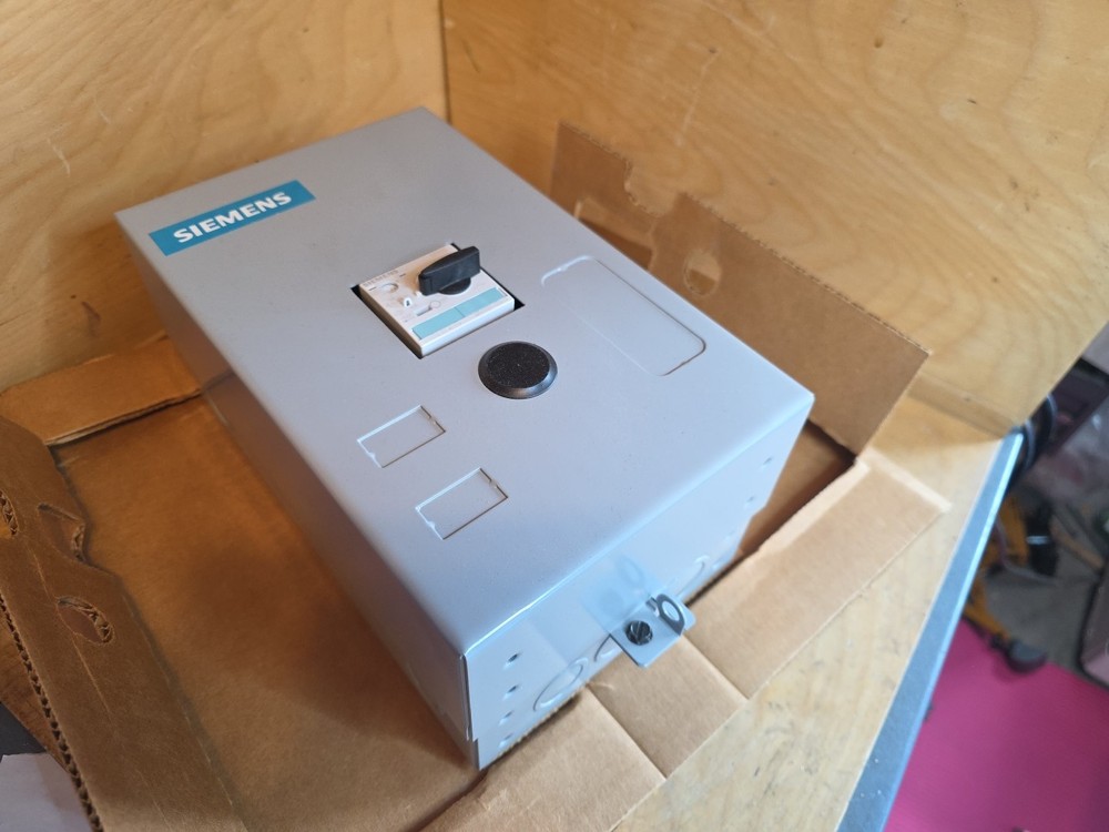 Siemens 11PD3B Manual Starter