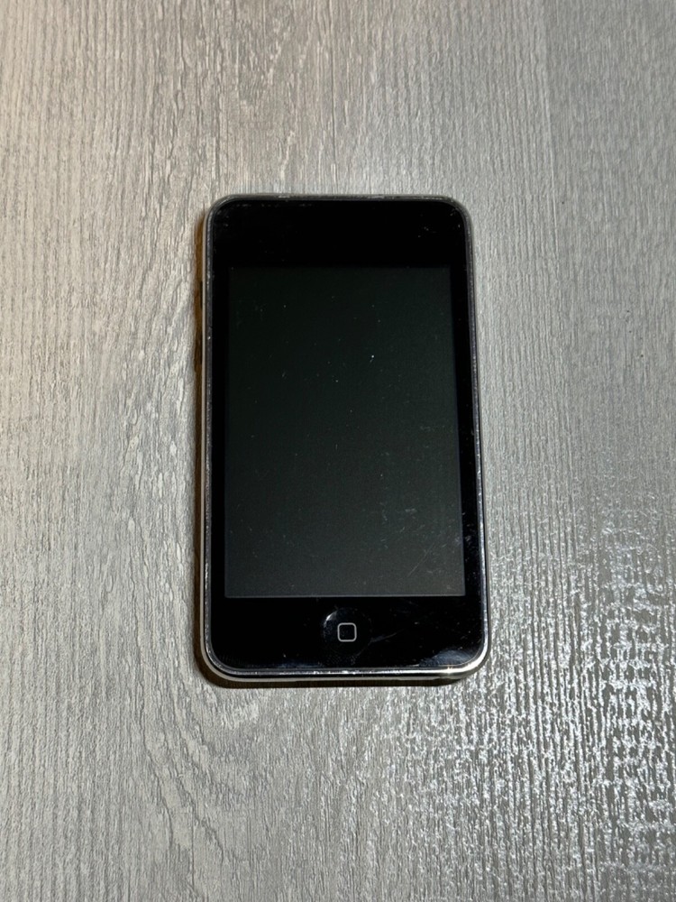 Apple iPod Touch 3rd Generation 32GB 64GB Black
