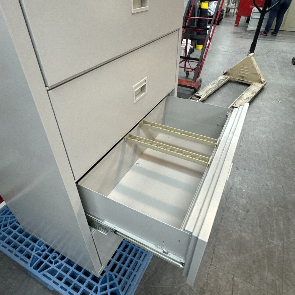 FIREKING TURTLE 4 DRAWER FIRE RESISTANT CABINET, GREAT CONDITION!! W/KEY