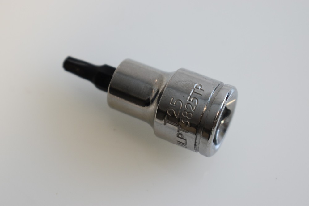 Blue Point Tools BLPT3825TP T25 TORX Tamper Resistant Socket Driver 3/8" Drive