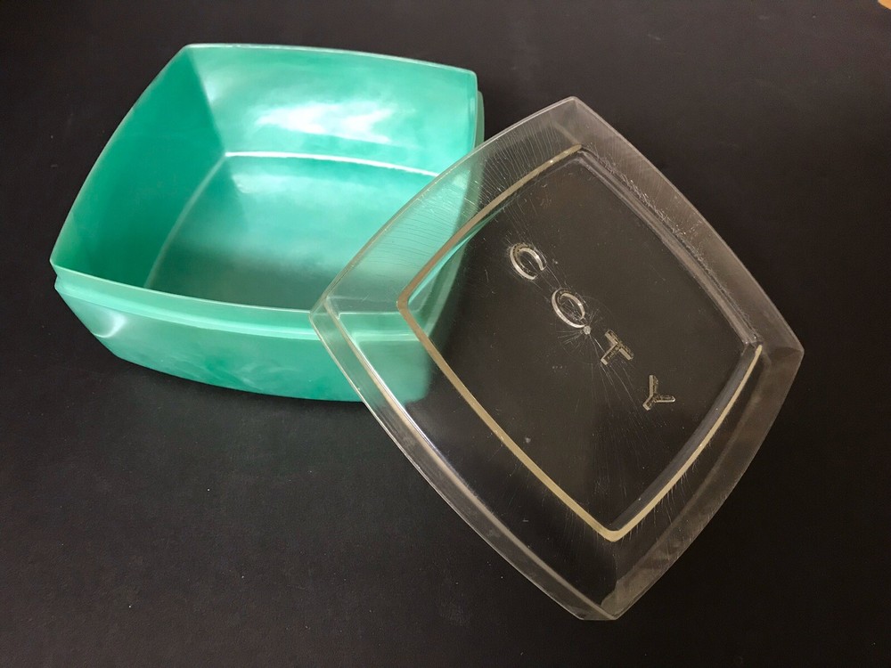Vtg Unique COTY EMERAUDE SQUARE Dusting Powder Box