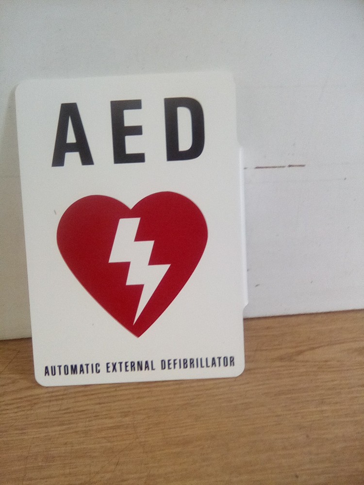 AED 7" X 10" Plastic Sign