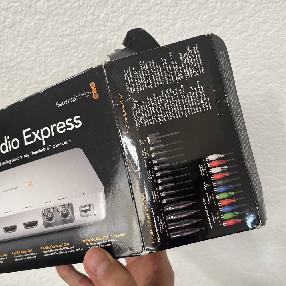 Blackmagic Design UltraStudio Express Thunderbolt Cables