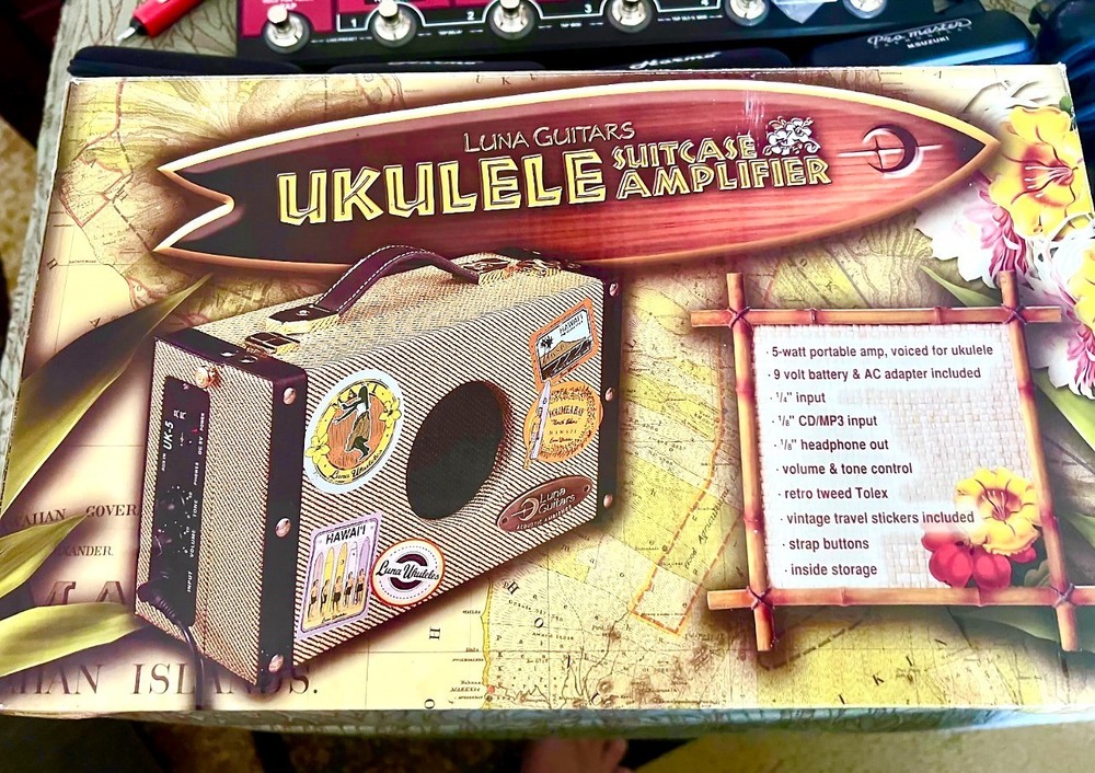 Luna Guitars 9V 5Watt Uke-5 Suitcase Amp