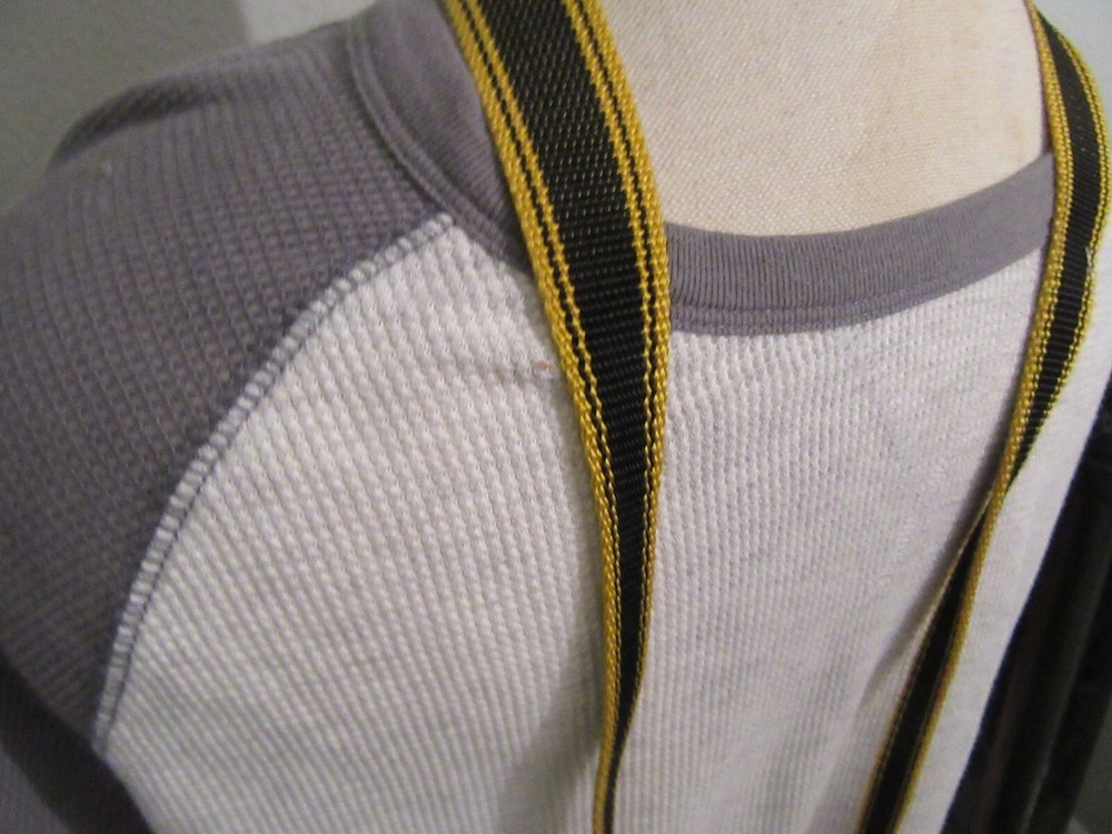 Nice Used Non-Hippie Nikon Camera Strap Looks Nice Good Condition