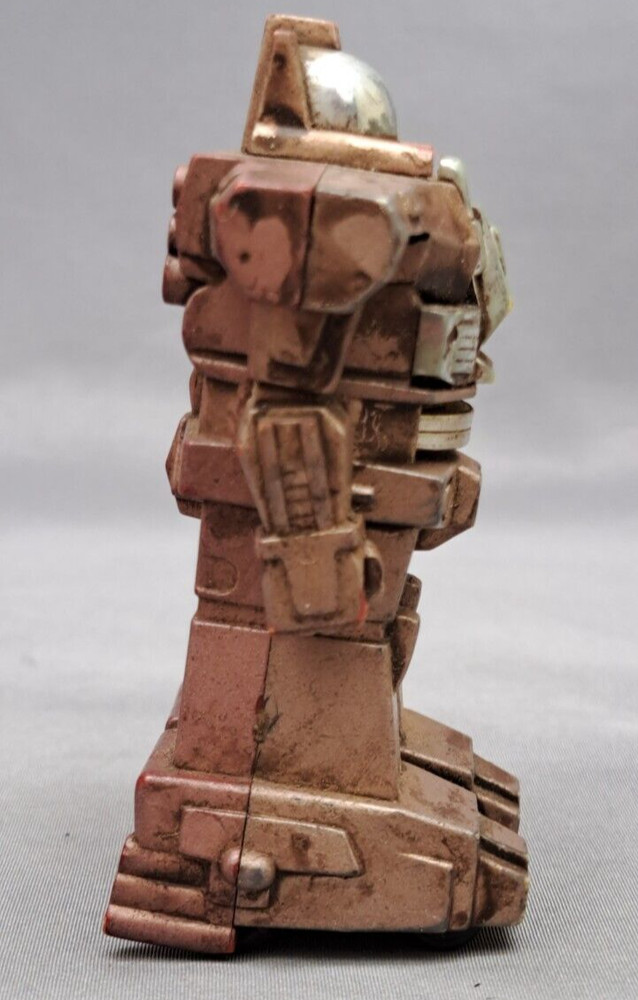 Go-Bot Robot MAME-CON defender spaceman 3"