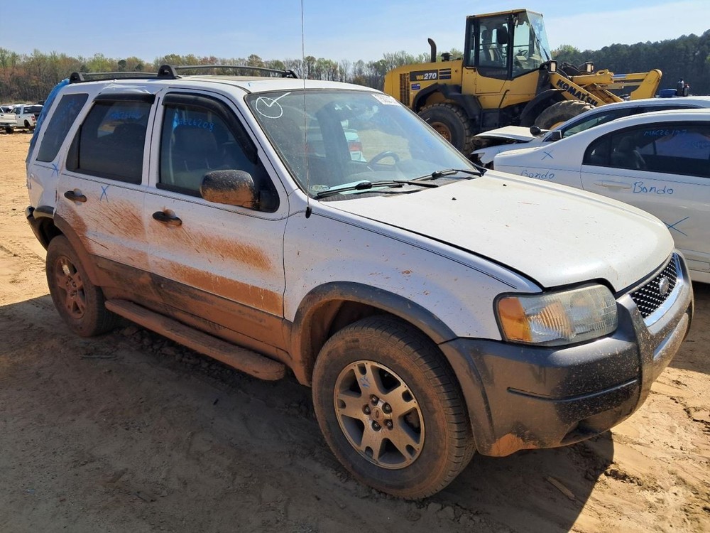 ESCAPE    2004 Glove Box 5024707